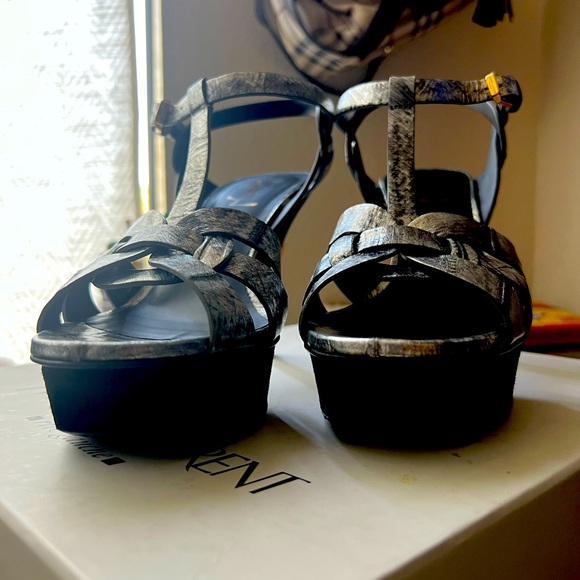 Heels in good condition - Picture 2 of 4